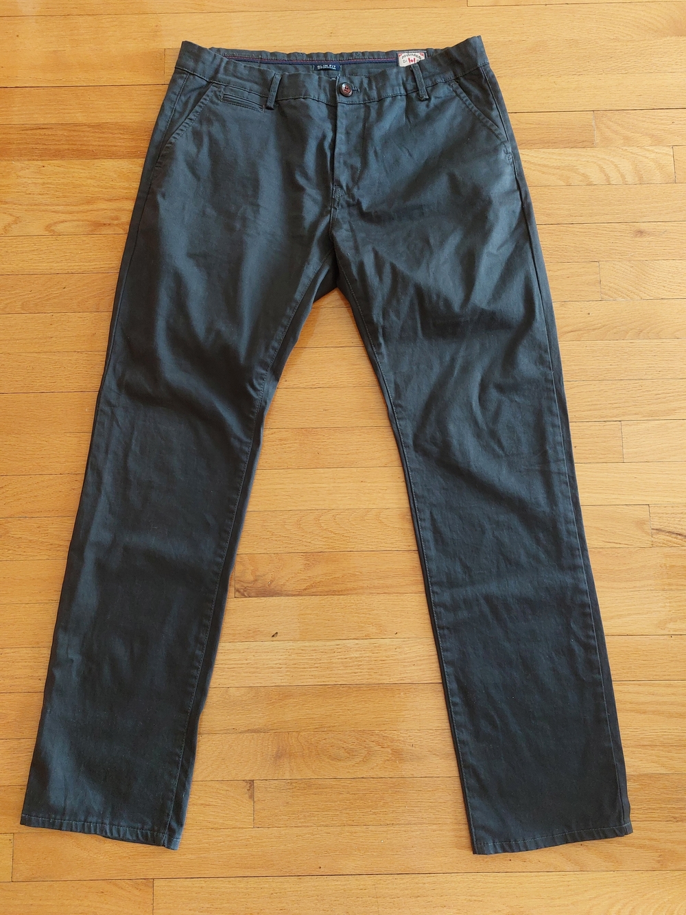 DSQUARED Men's Slim Straight Chinos in Charcoal - Picture 1 of 9